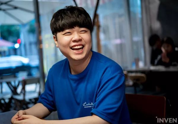 U8娱乐-JackeyLove迎来七赛季高光表现，SKT球迷沸腾！的简单介绍