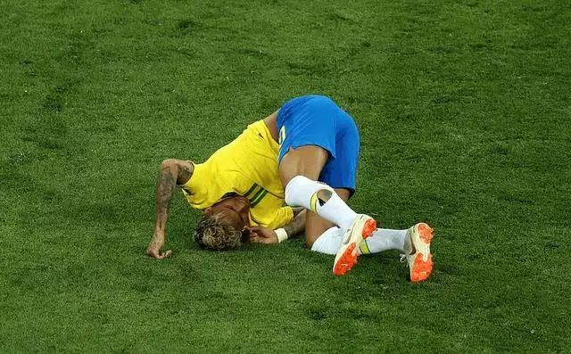 U8娱乐- 半岛铁盒mv 